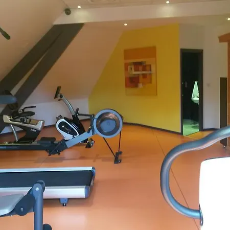 De La Cloche Hotel 3*