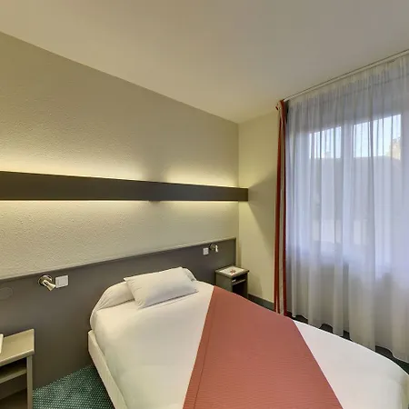 De La Cloche Hotel 3*